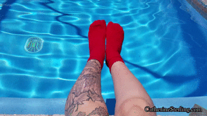 www.catherinesterling.com - 0115 Soaking Socks thumbnail